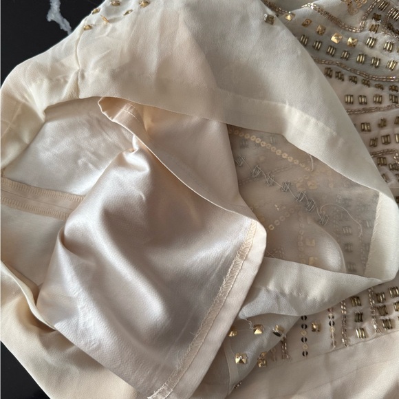 🪩 NWT H&M Gold Sequin Beaded Mini Dress (4) - Picture 13 of 13